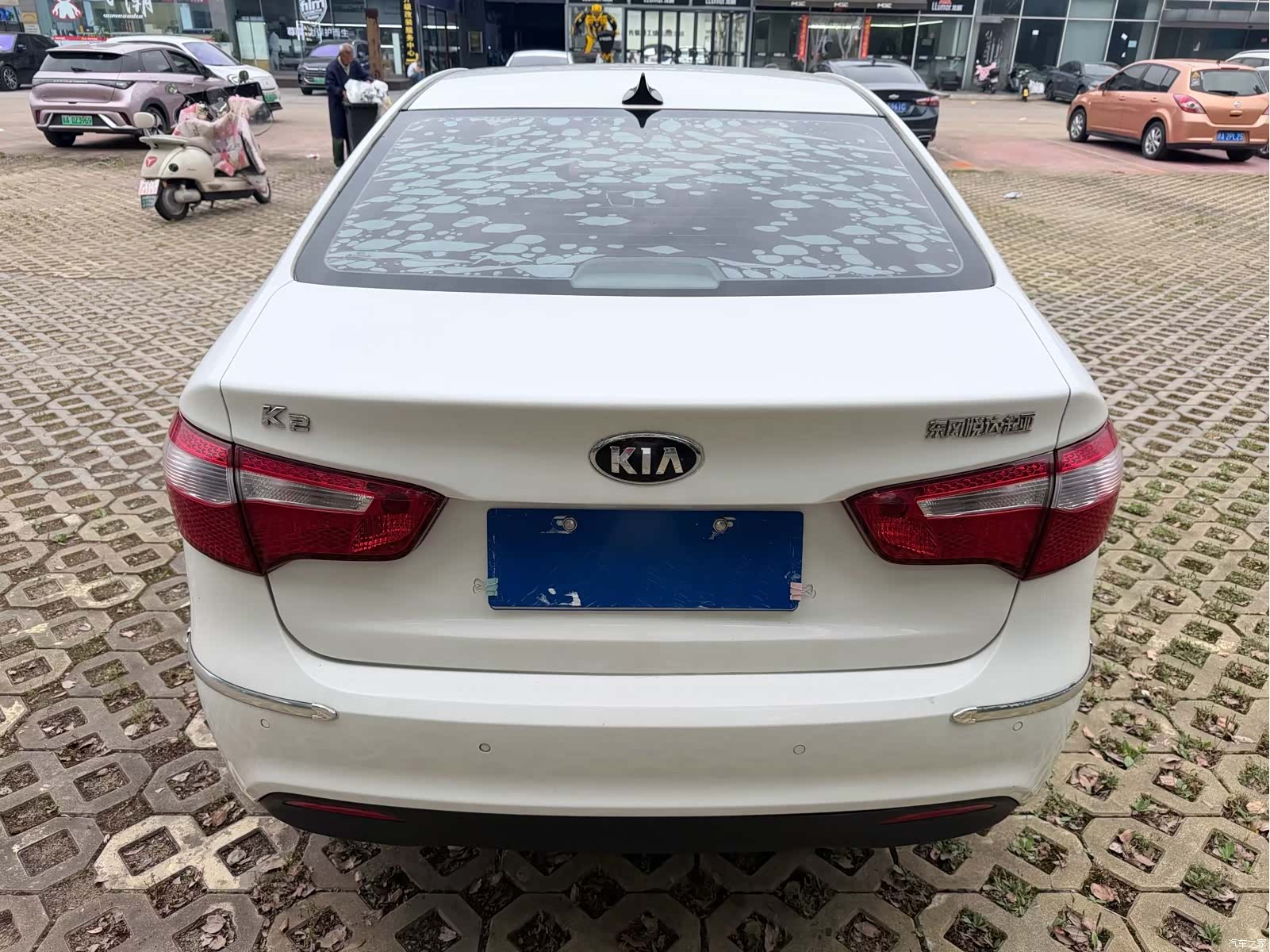 Kia K2, 2013 8