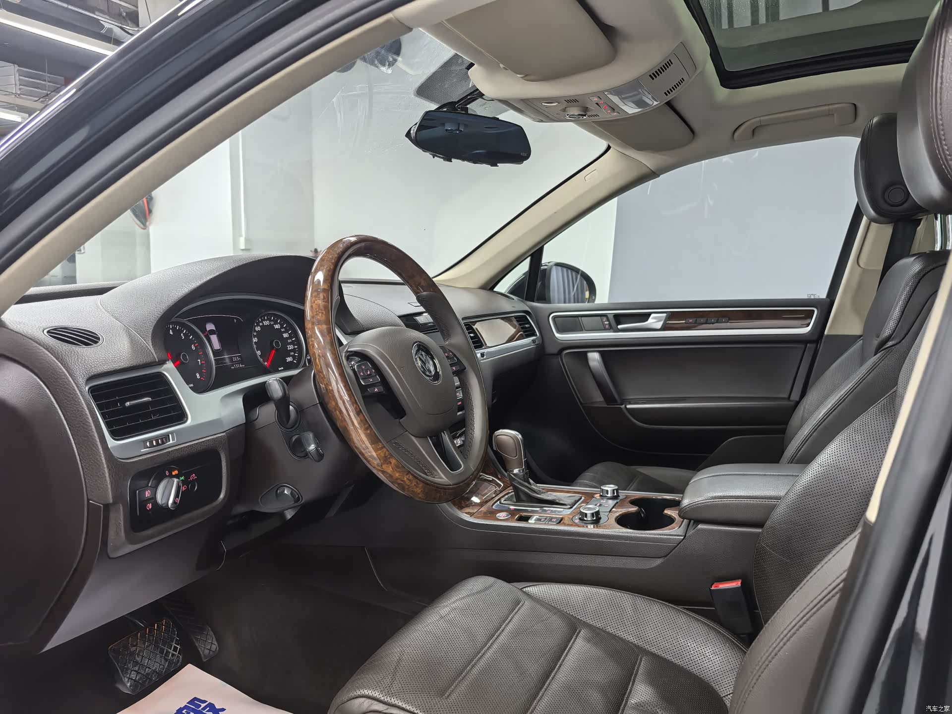 Volkswagen Touareg, 2012 4