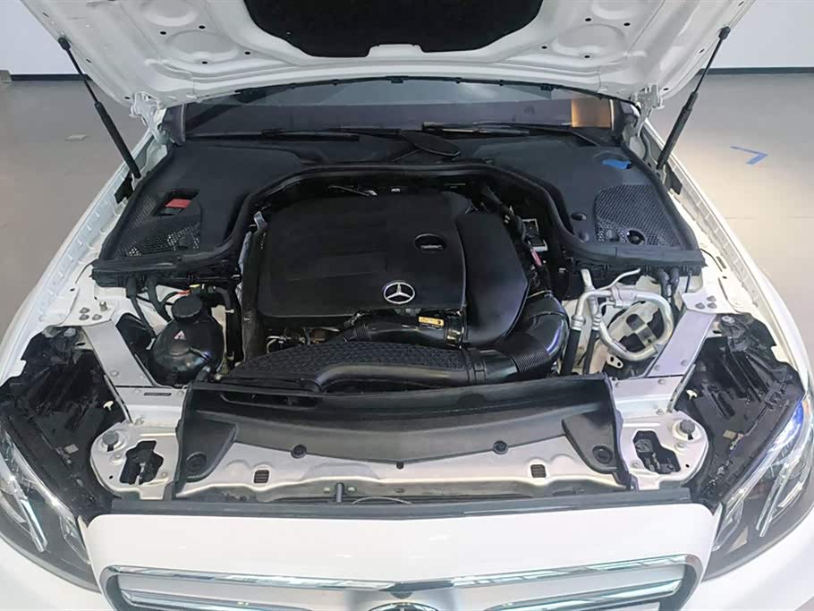 Mercedes-Benz E-class Mercedes-Benz E-class
