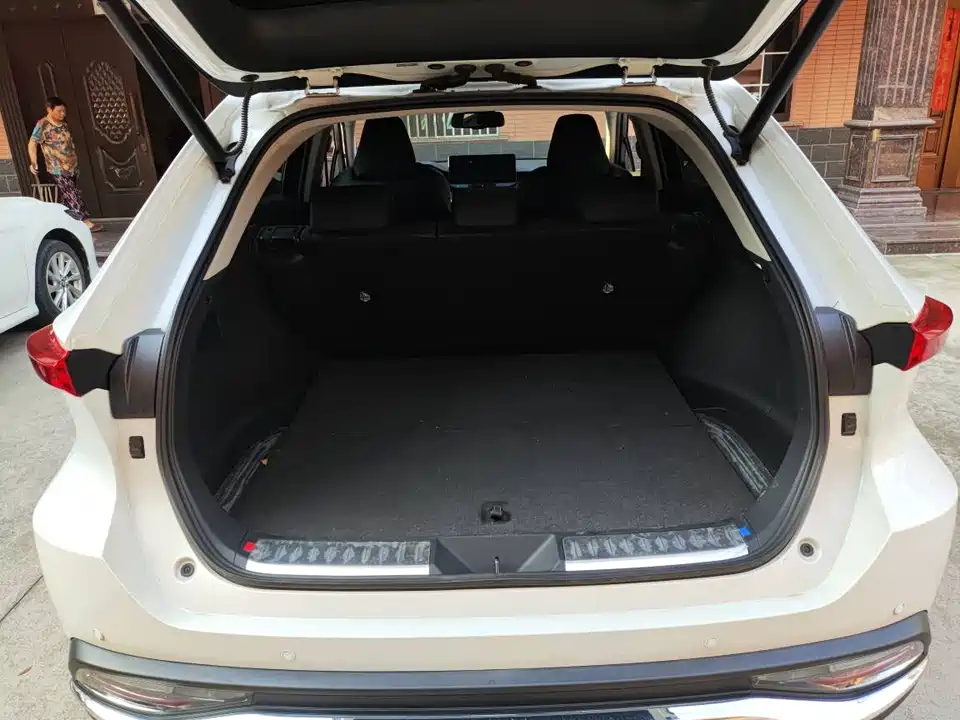 Toyota Ling Fang HARRIER