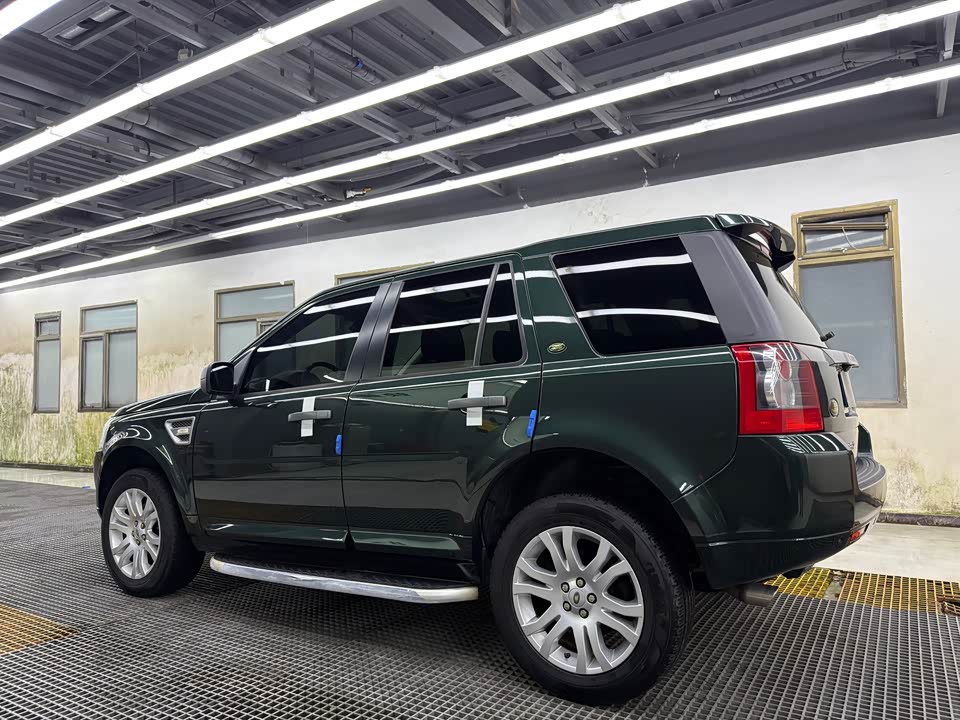 Land Rover Freelander 2