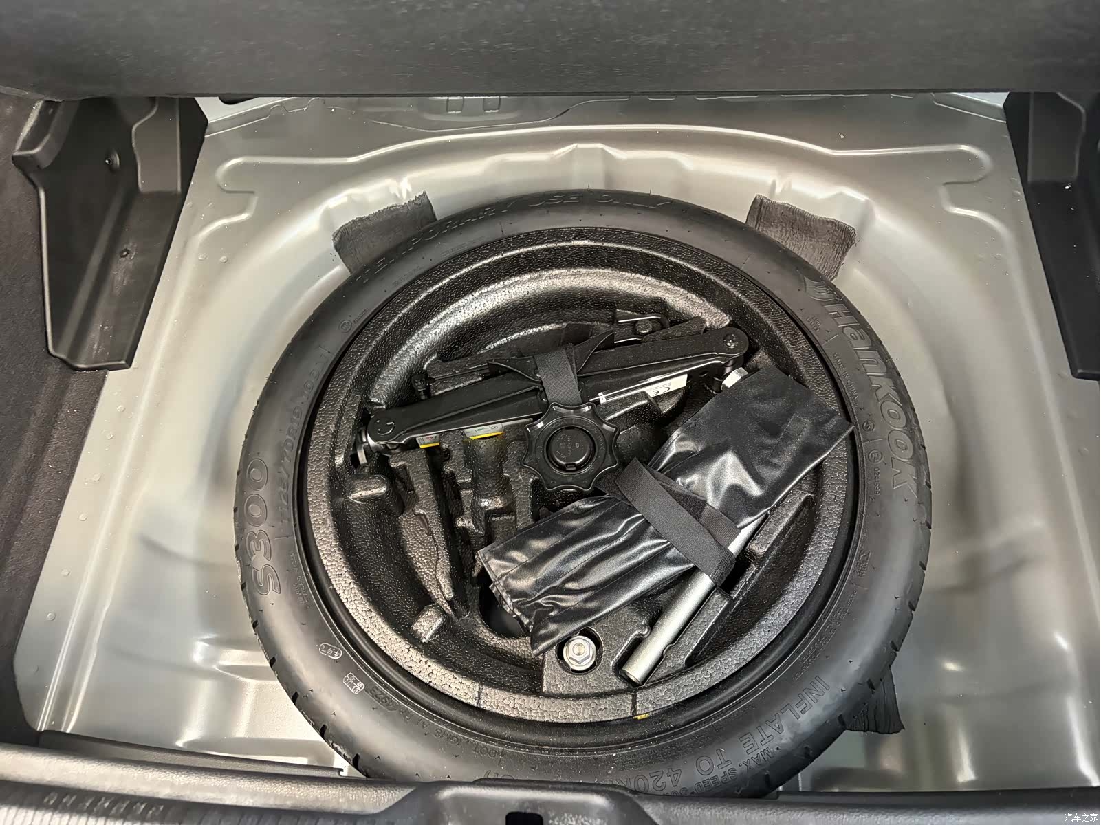 Audi Q2L, 2025 16
