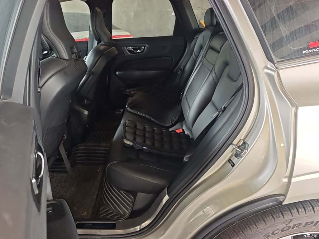 Volvo XC60, 2019 17