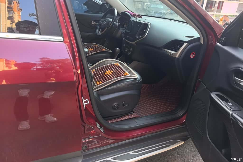 Jeep Cherokee, 2016 8
