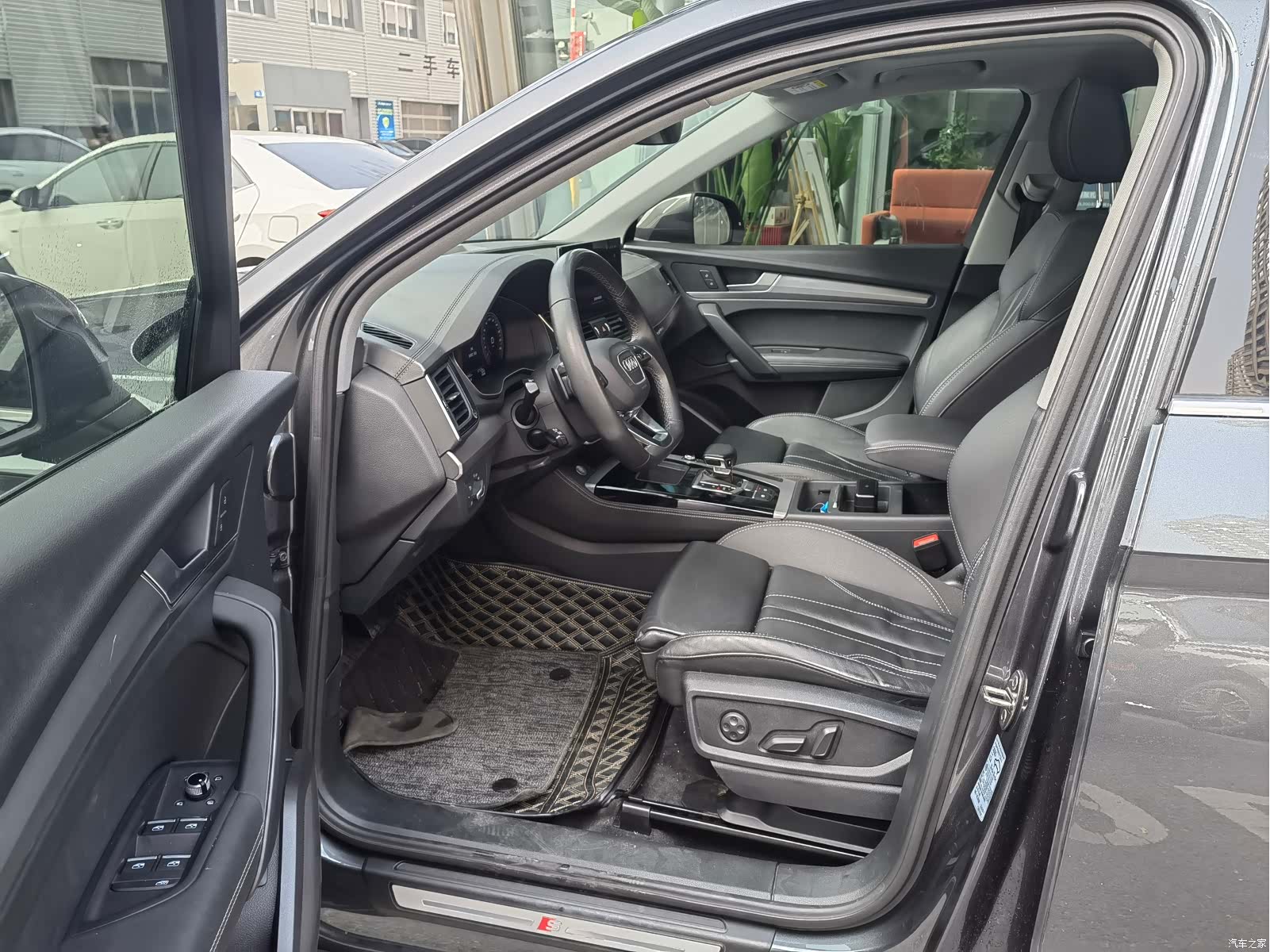 Audi Q5L, 2023 4