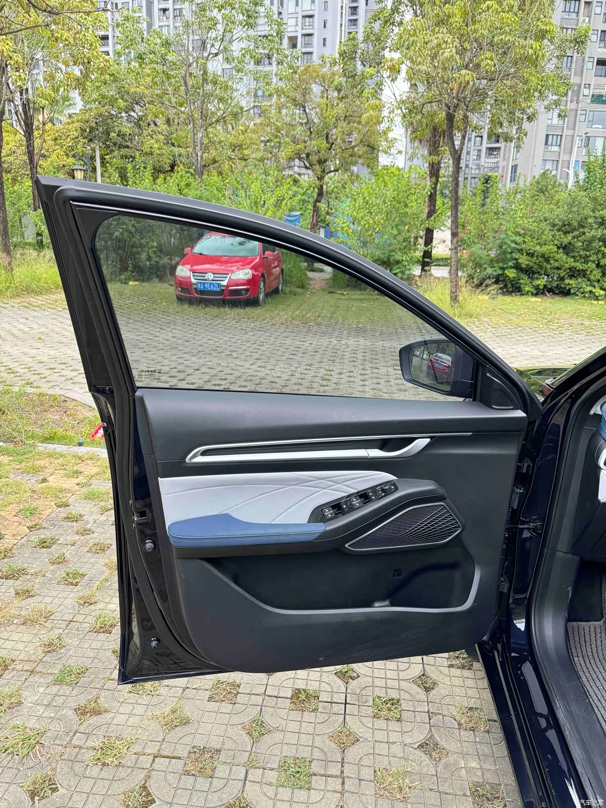Geely Emgrand, 2022 38