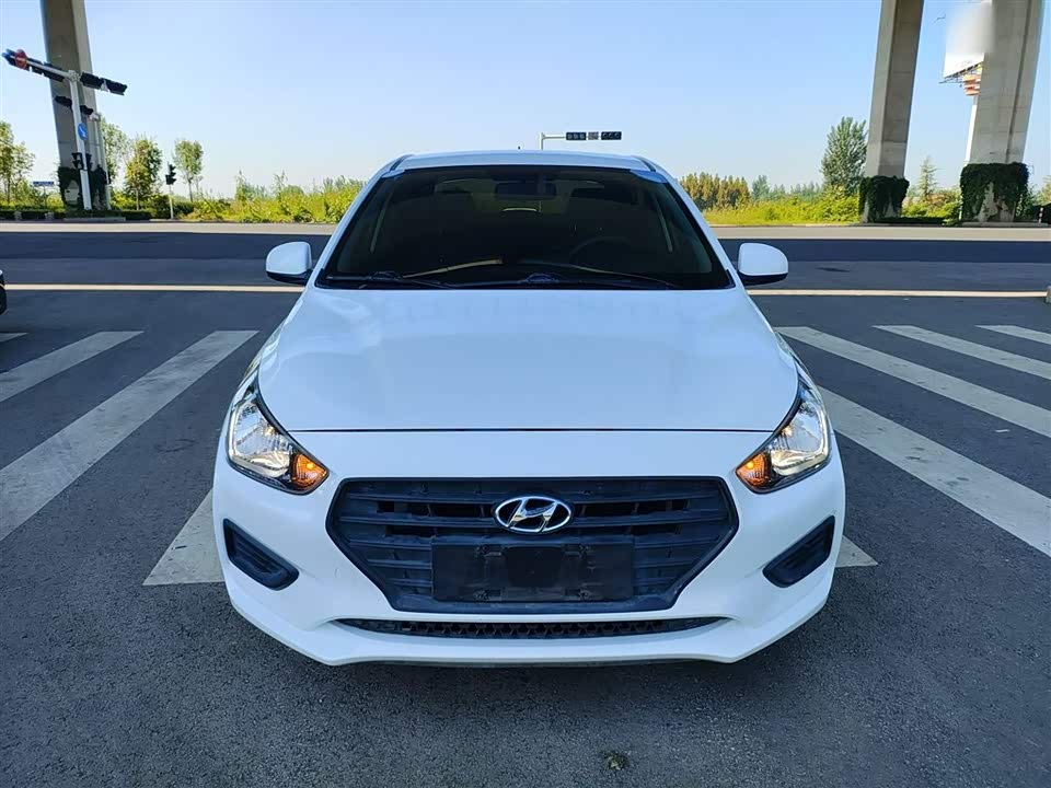 Hyundai Rena