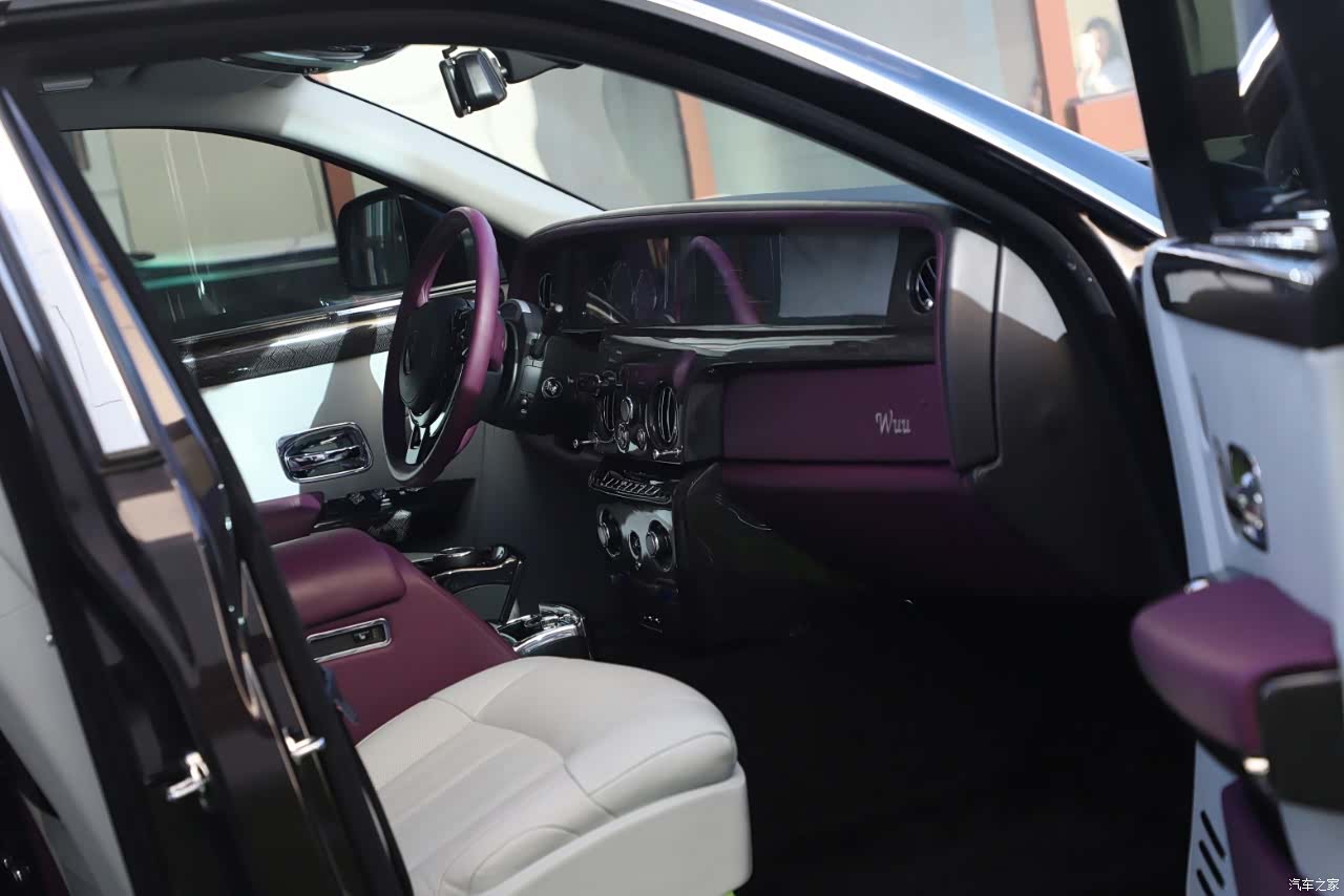 Rolls-Royce Phantom, 2007 все фото