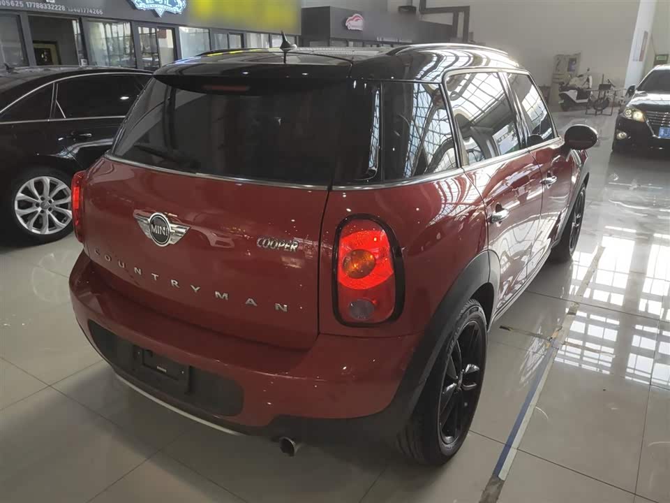MINI COUNTRYMAN