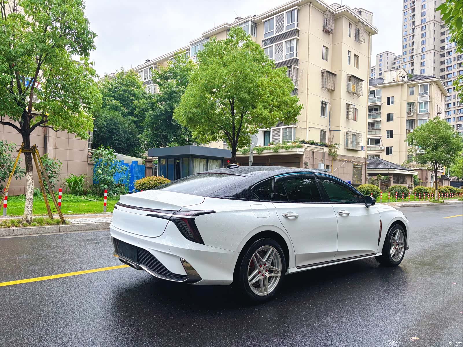 Hongqi H6, 2024 все фото