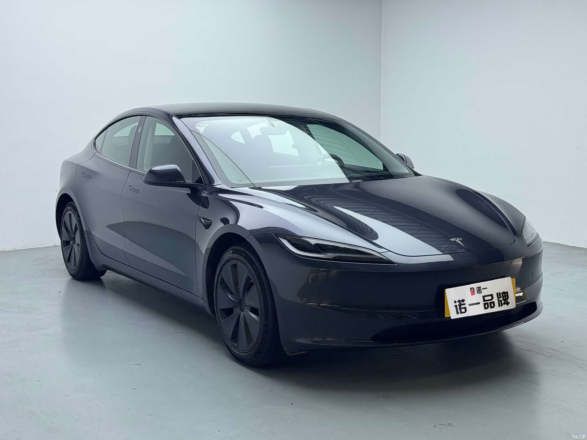 Tesla Model 3, 2024 3