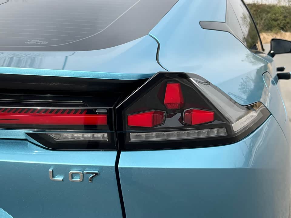 DEEPAL Dark blue L07