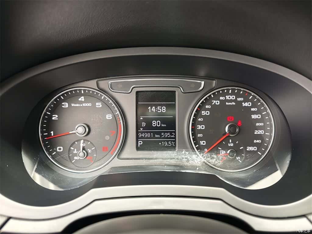 Audi Q3, 2016 10