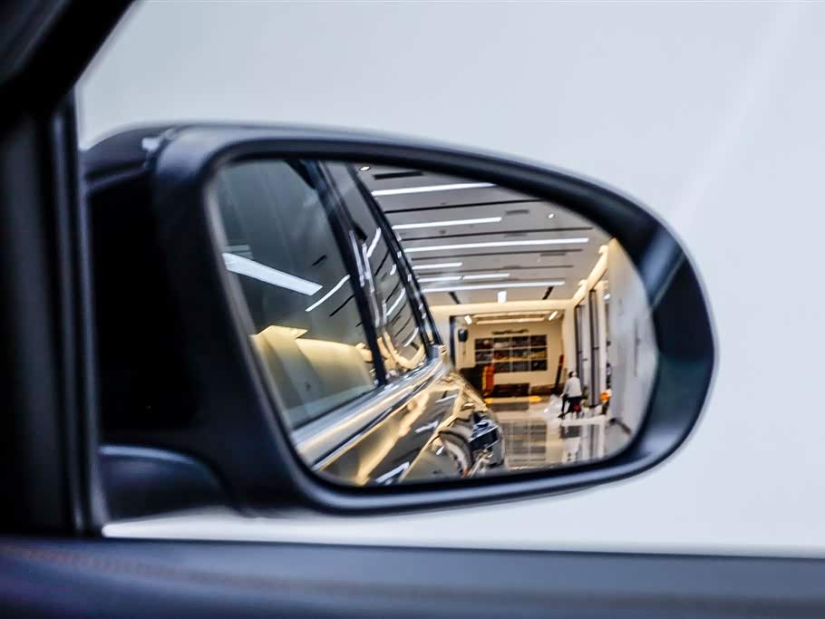 Mercedes-Benz GLB Mercedes-Benz GLB