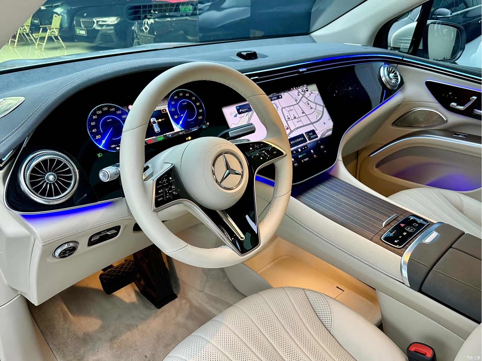 Mercedes-Benz EQS, 2023 8