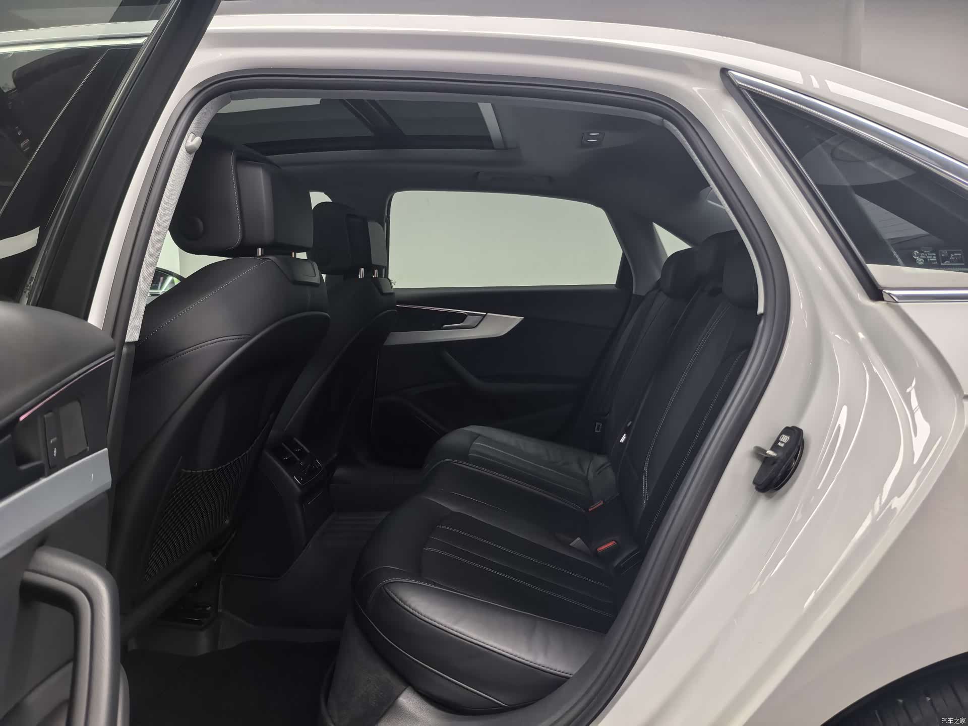 Audi A4L, 2020 6