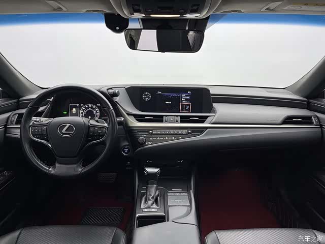 Lexus ES, 2020 9