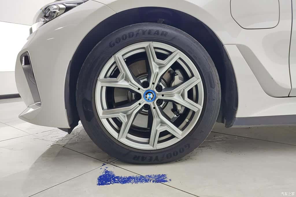 BMW i3, 2024 6
