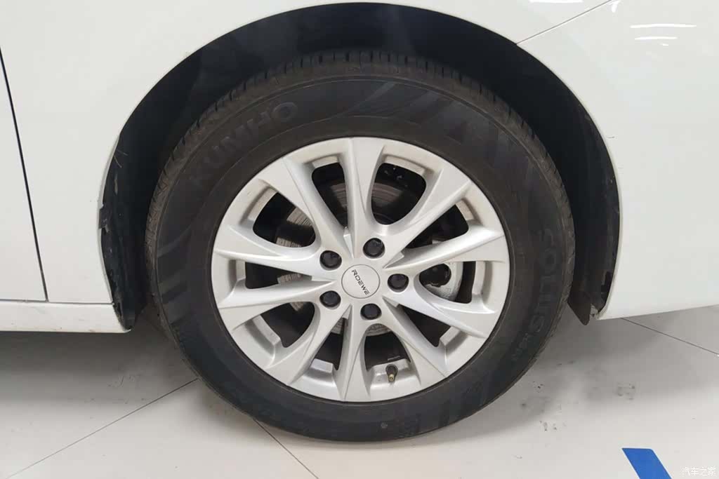 Roewe i5, 2025 6