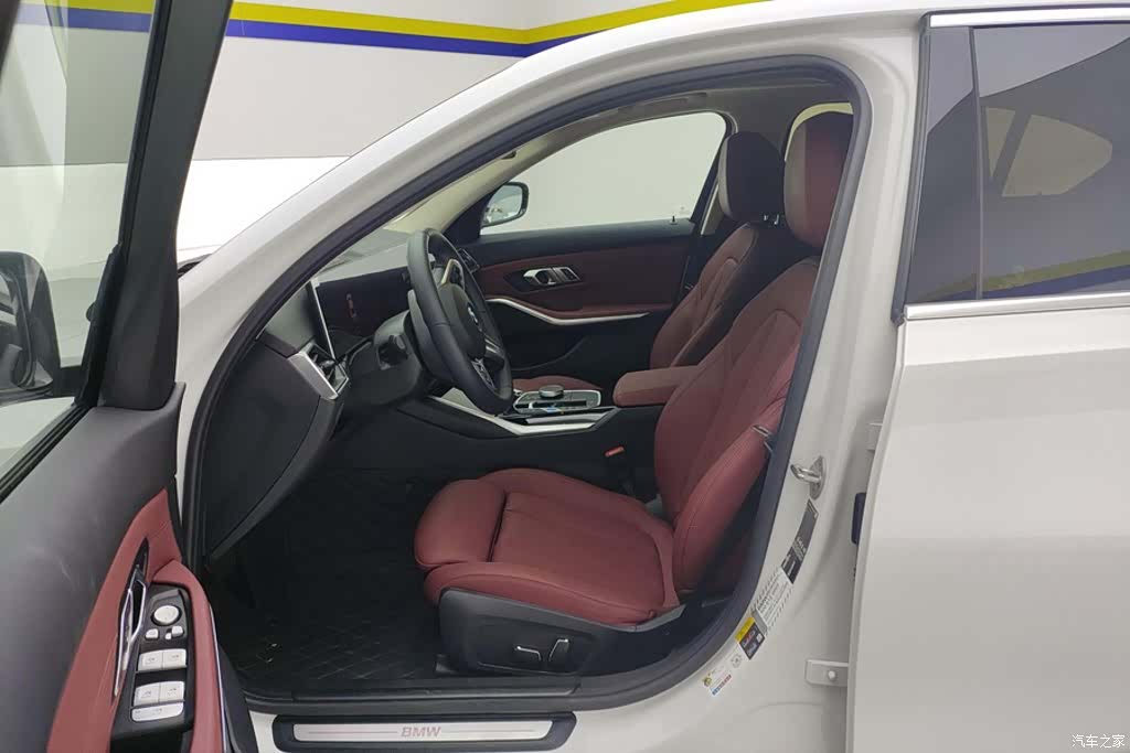 BMW i3, 2024 9