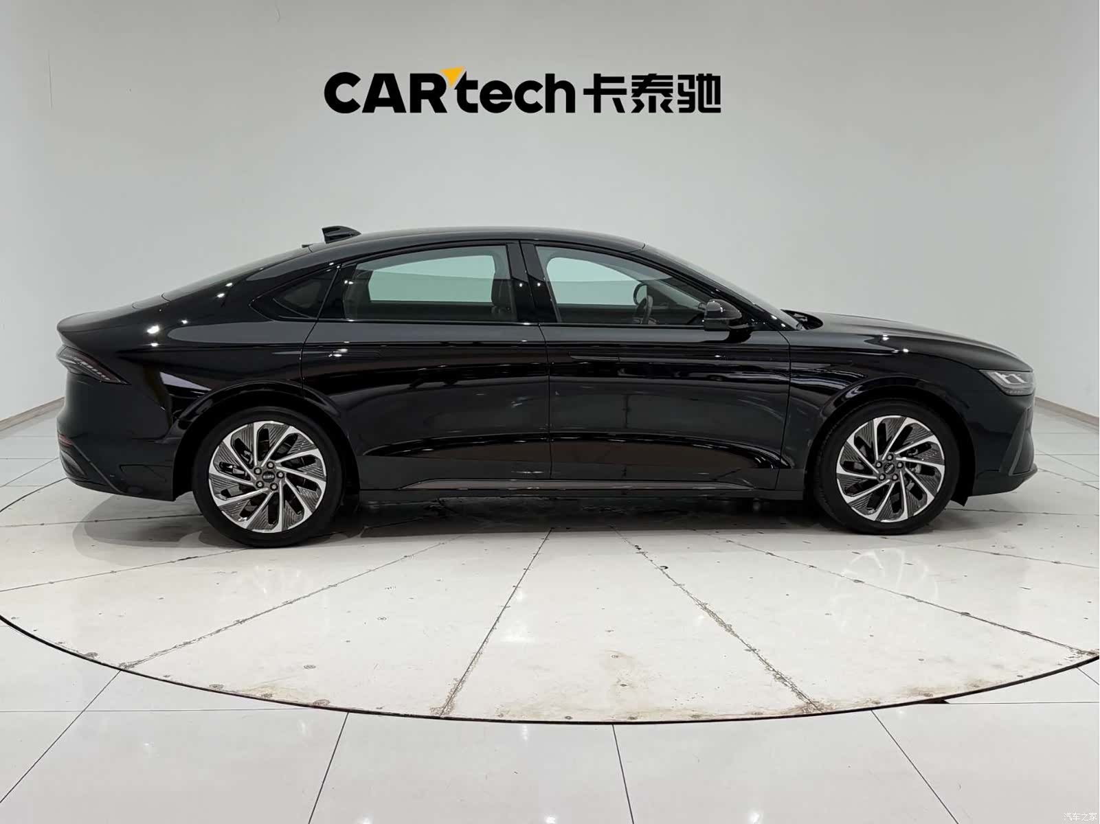 Lincoln Z, 2025 12