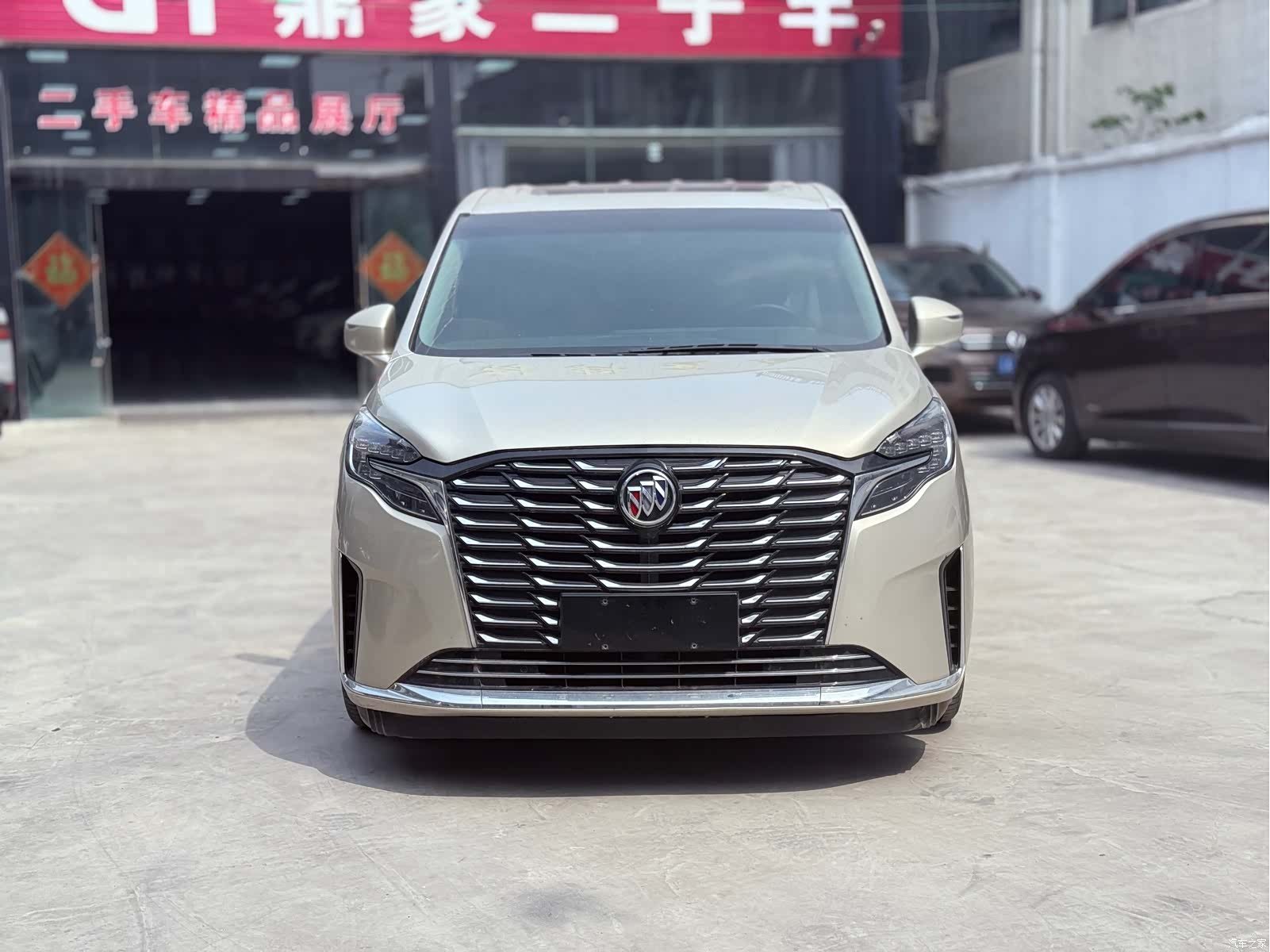 Buick GL8, 2023 3