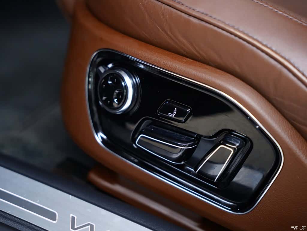 Audi A8L, 2013 32