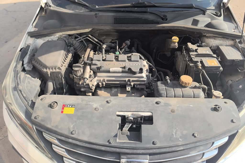 Wuling 310W, 2018 10