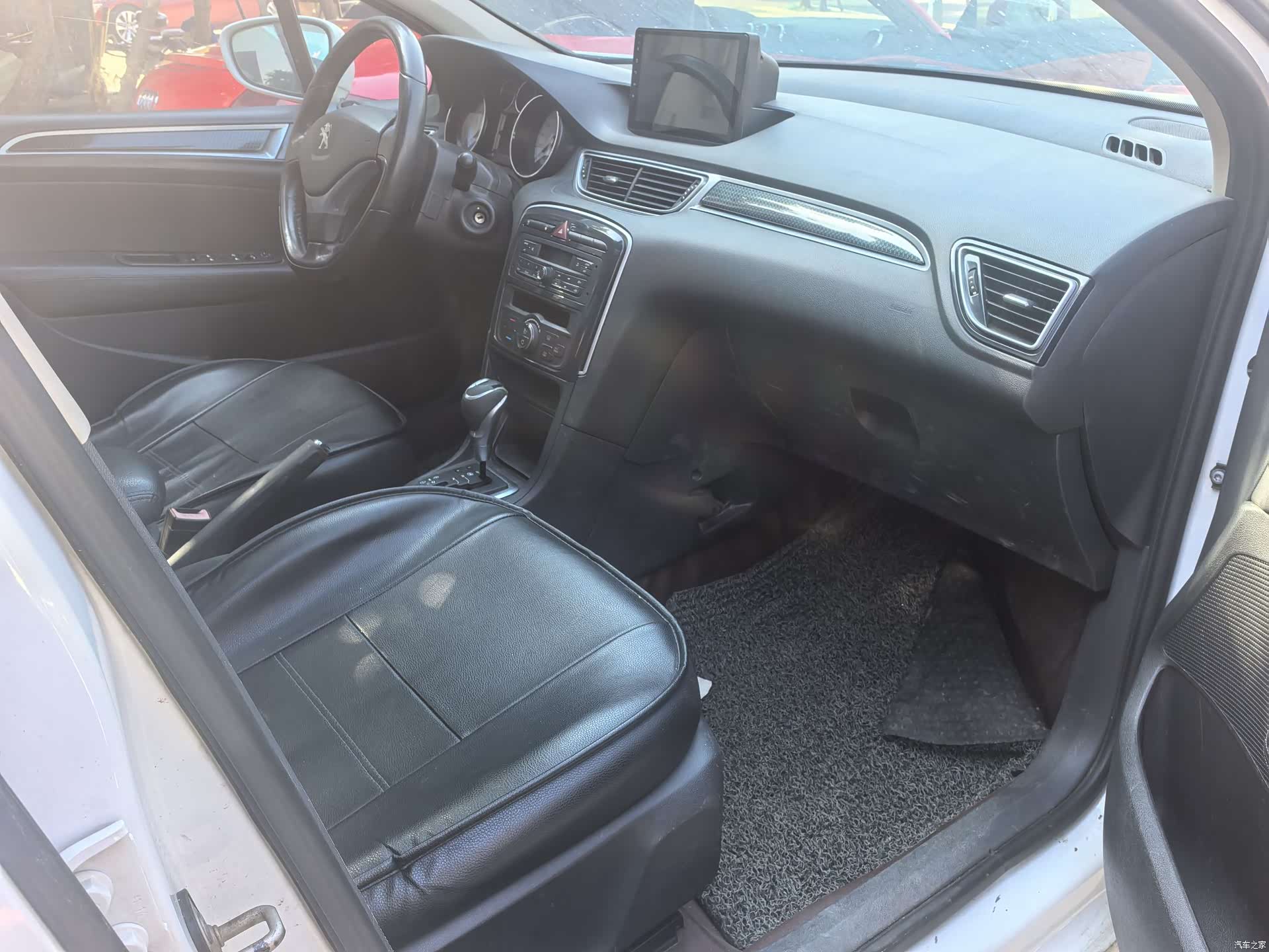 Peugeot 308, 2014 8