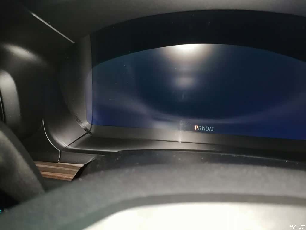 Ford Explorer, 2022 3