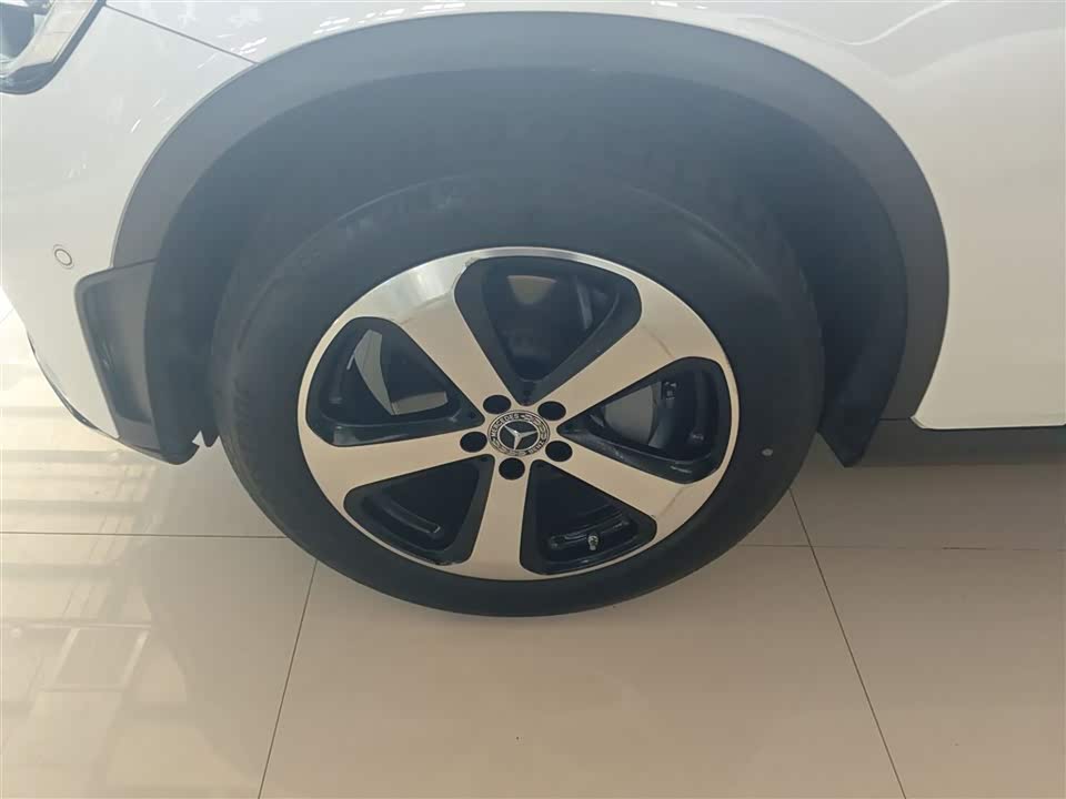 Mercedes-Benz GLC Mercedes-Benz GLC