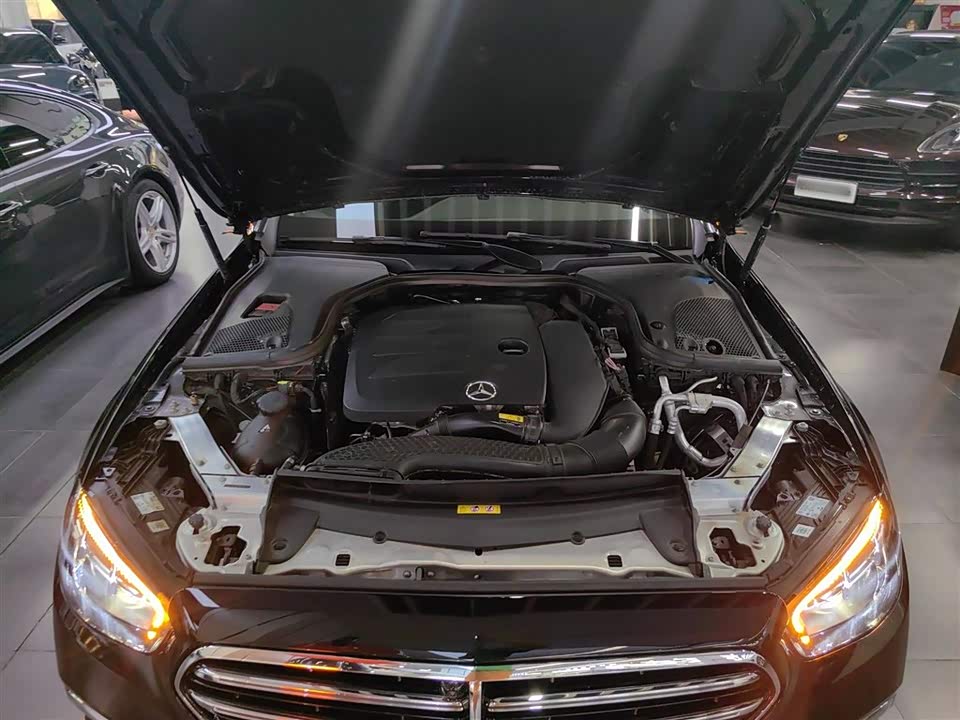 Mercedes-Benz E-class Mercedes-Benz E-class