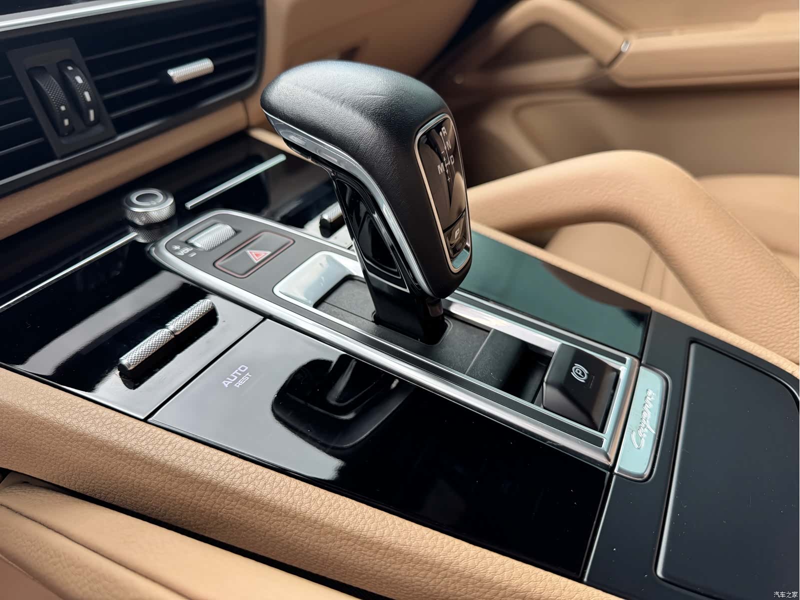 Porsche Cayenne, 2018 7