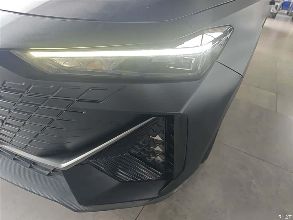 Changan UNI-V, 2022 24