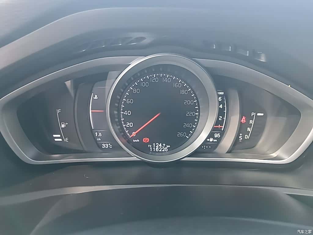 Volvo V40, 2018 12
