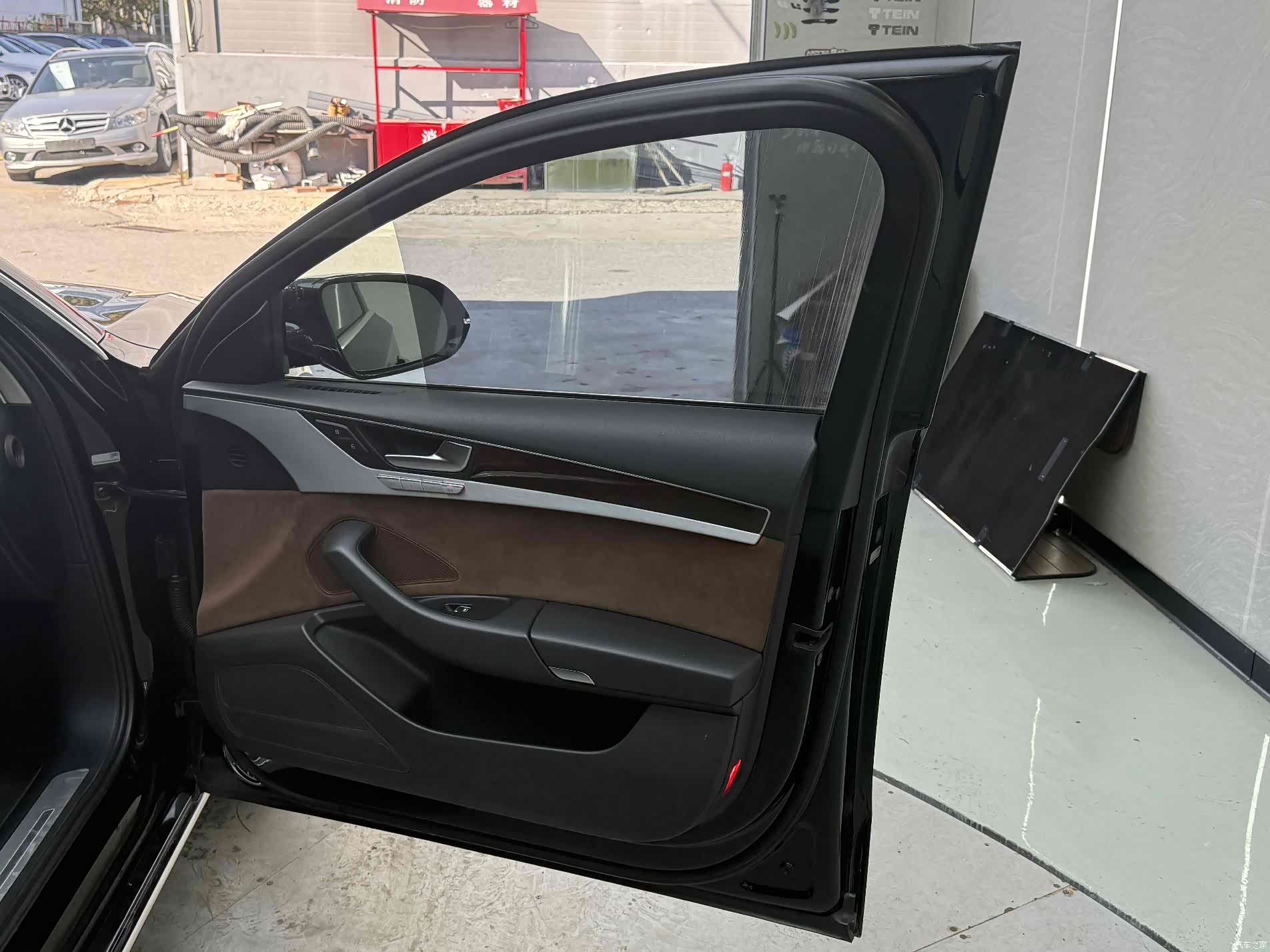 Audi A8L, 2014 10