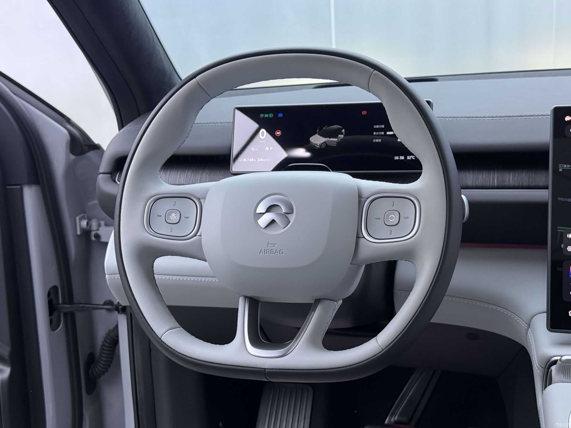 NIO ES6, 2024 13