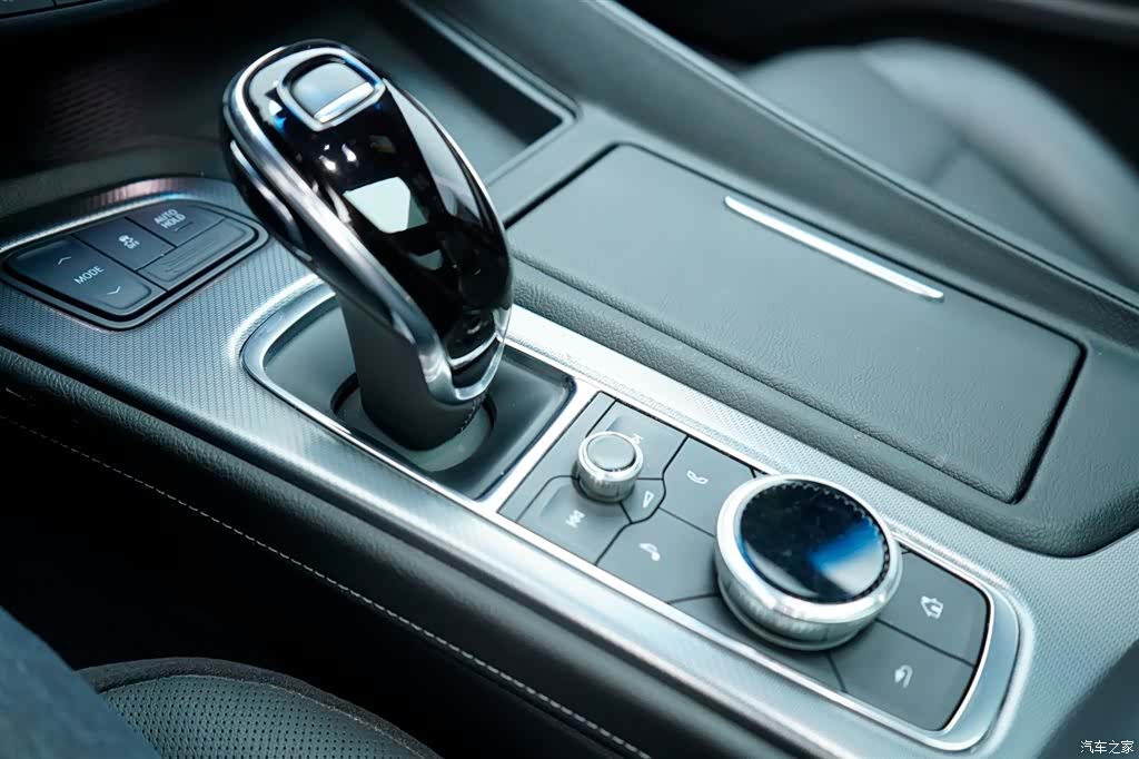 Cadillac CT5, 2022 11