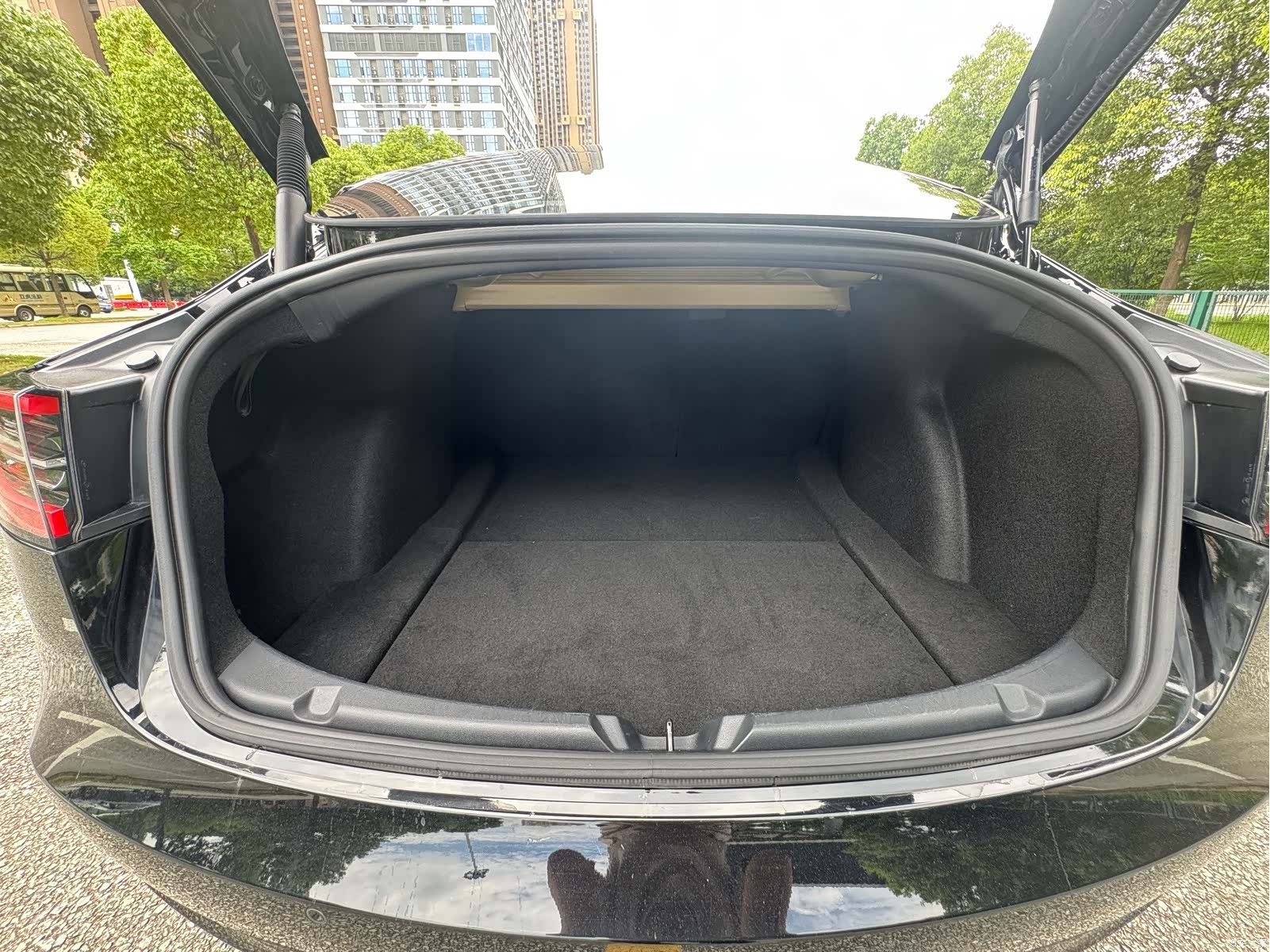 Tesla Model 3, 2022 11