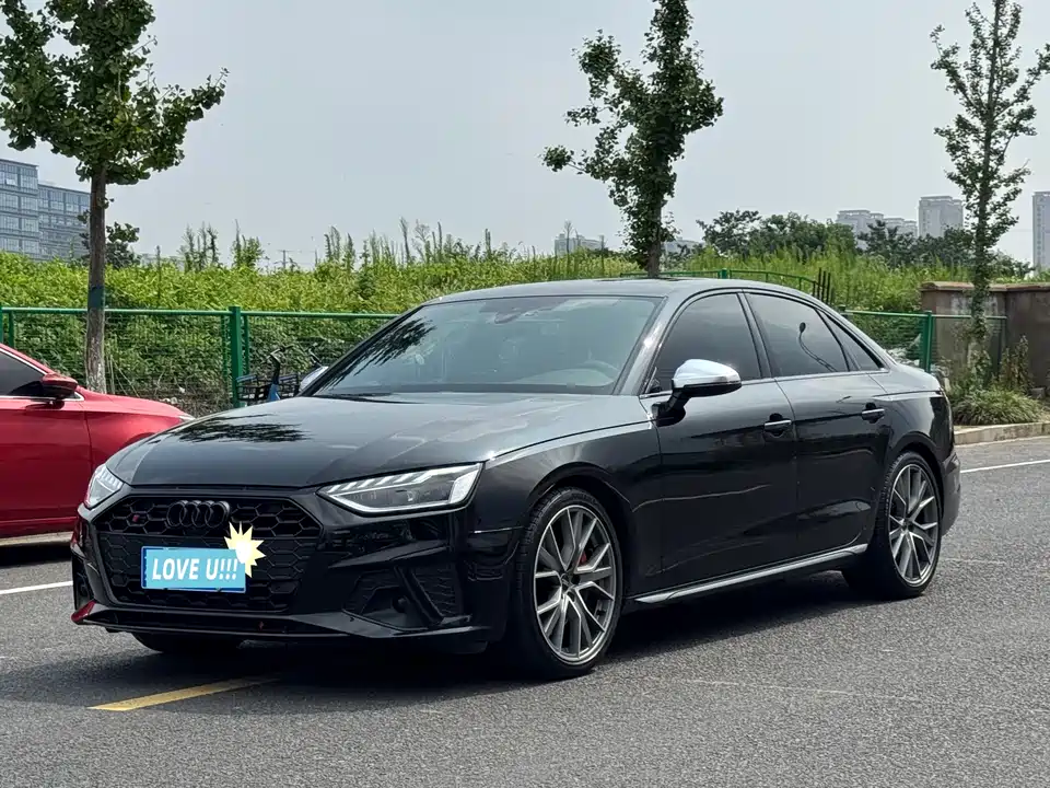 Audi S4 Audi S4