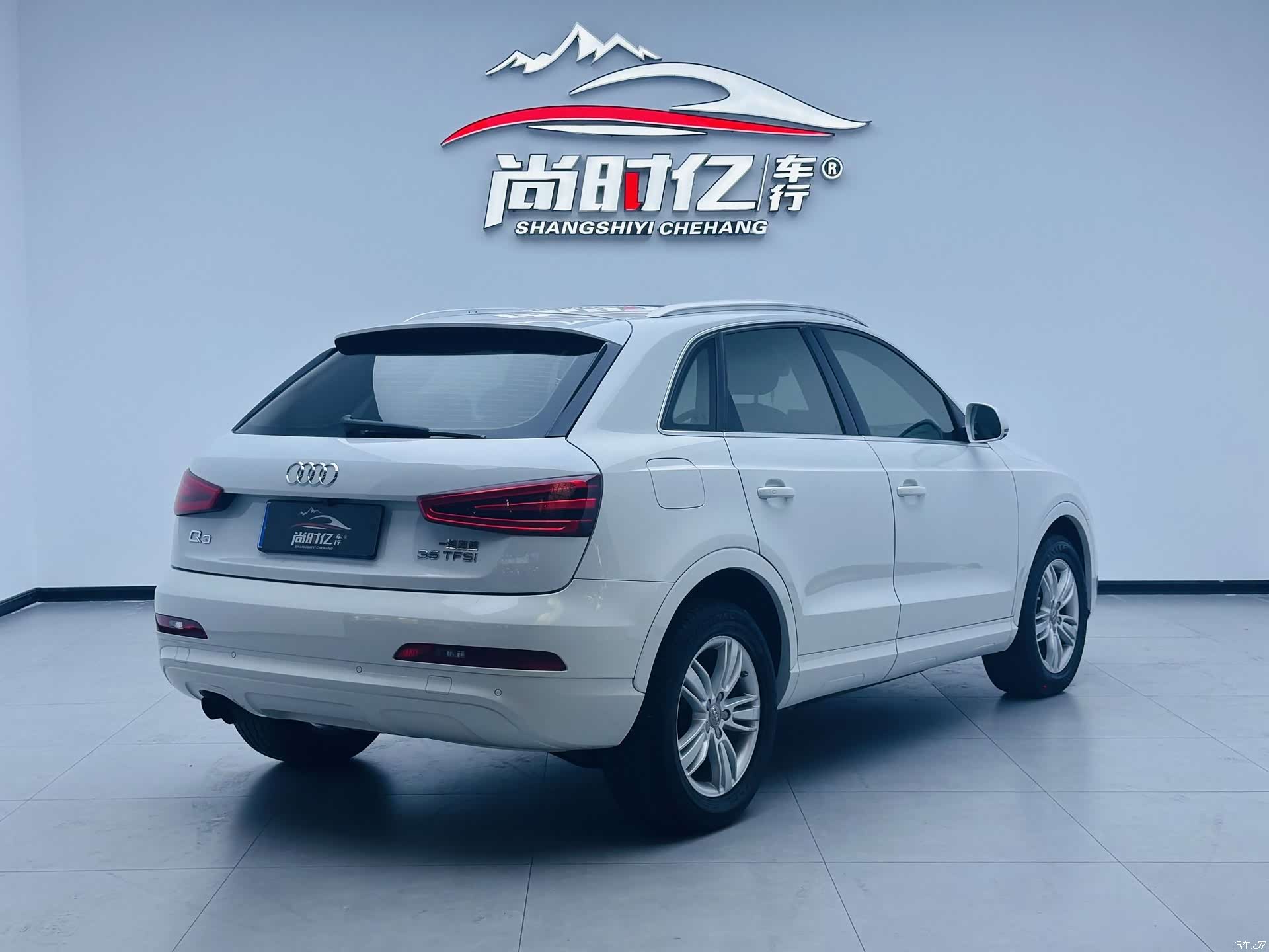 Audi Q3, 2014 6