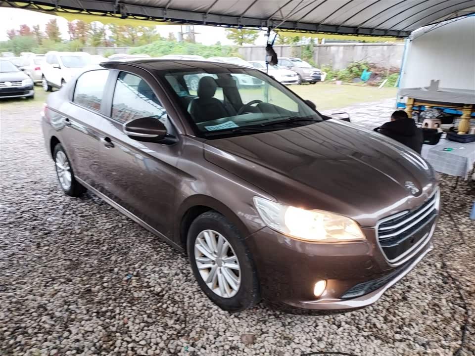 Peugeot 301