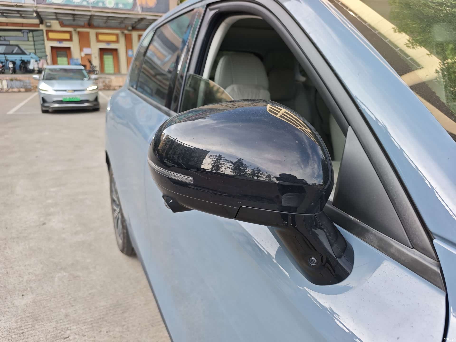 Leapmotor B10, 2025 12