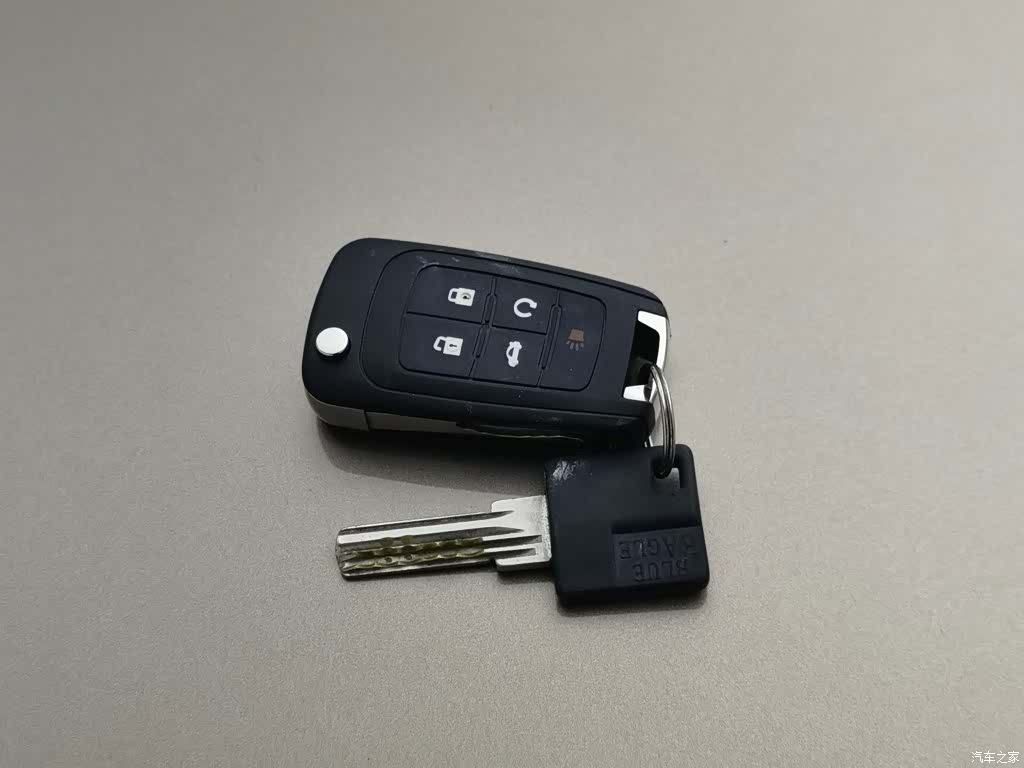 Buick LaCrosse, 2012 19