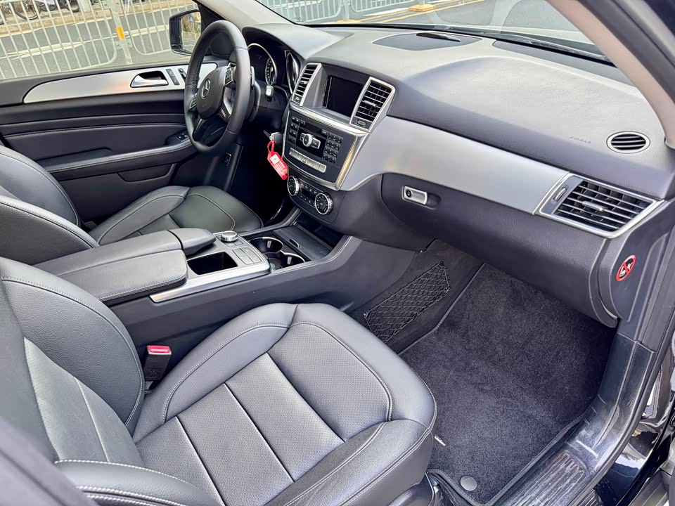 Mercedes-Benz M class