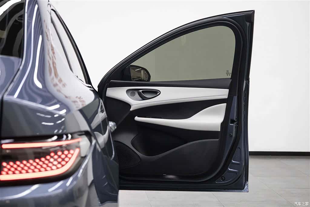 BYD Seal, 2025 6