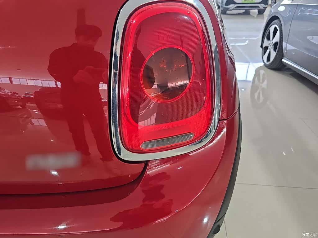 Mini ONE, 2018 24