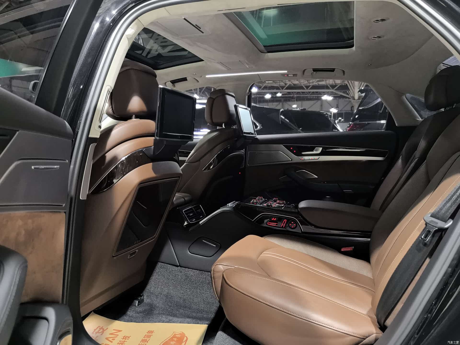 Audi A8L, 2015 24