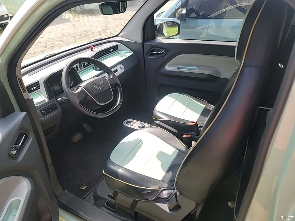 Wuling MINIEV, 2022 15