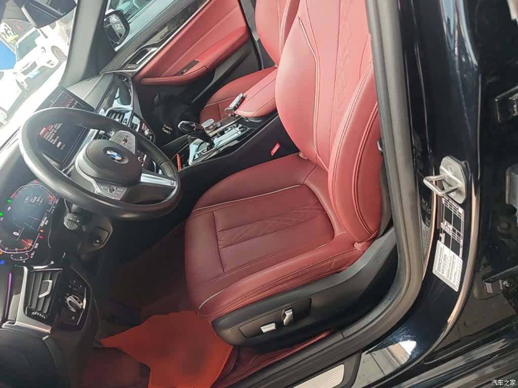 BMW 5 Series, 2023 11